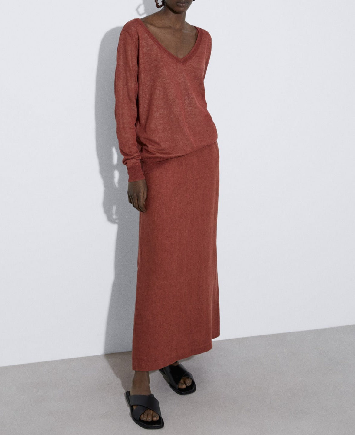 Brick Red Fine Linen Sweater