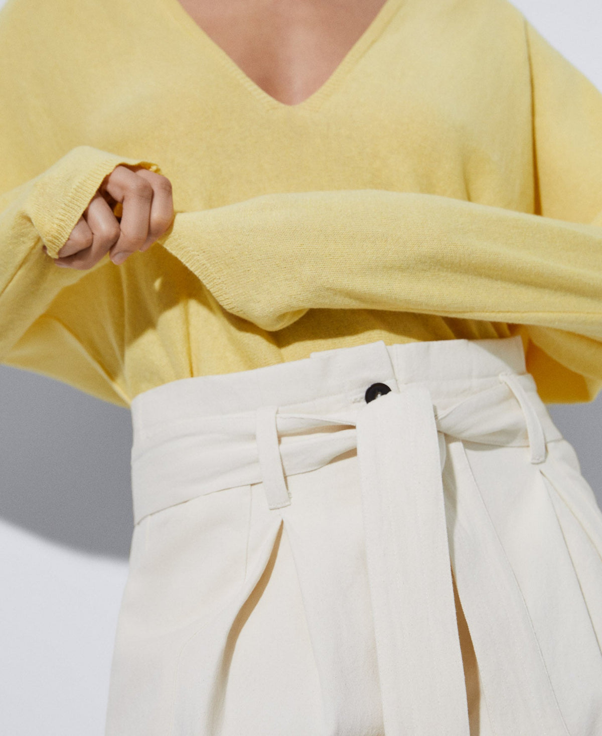 Light Yellow Organic Cotton And Linen Sweater
