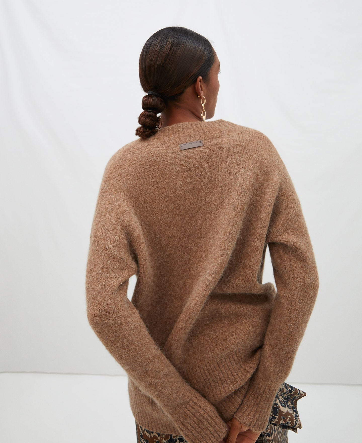 Toffe Alpaca V-Neckline Sweater