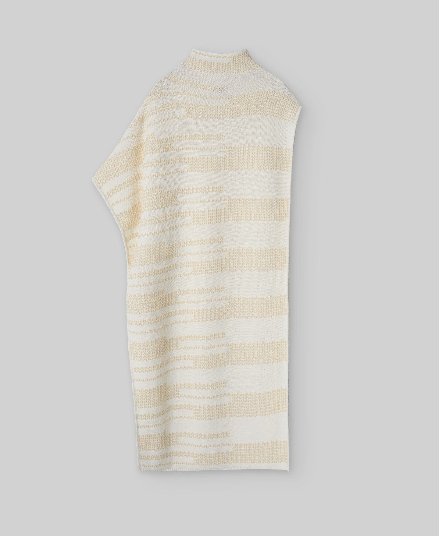 Asymmetrical jacquard cape woman in camel/ecru