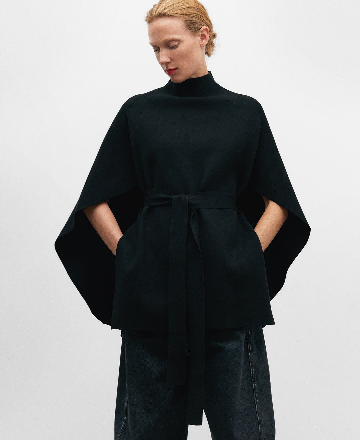 Cerrojillo Knitted Cape For Women