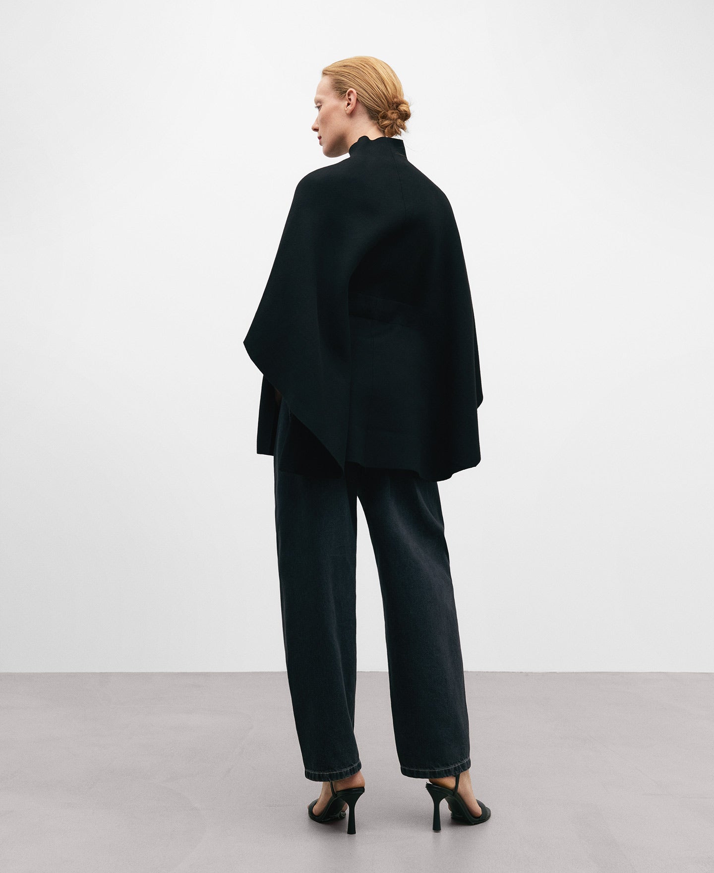 Cerrojillo Knitted Cape For Women