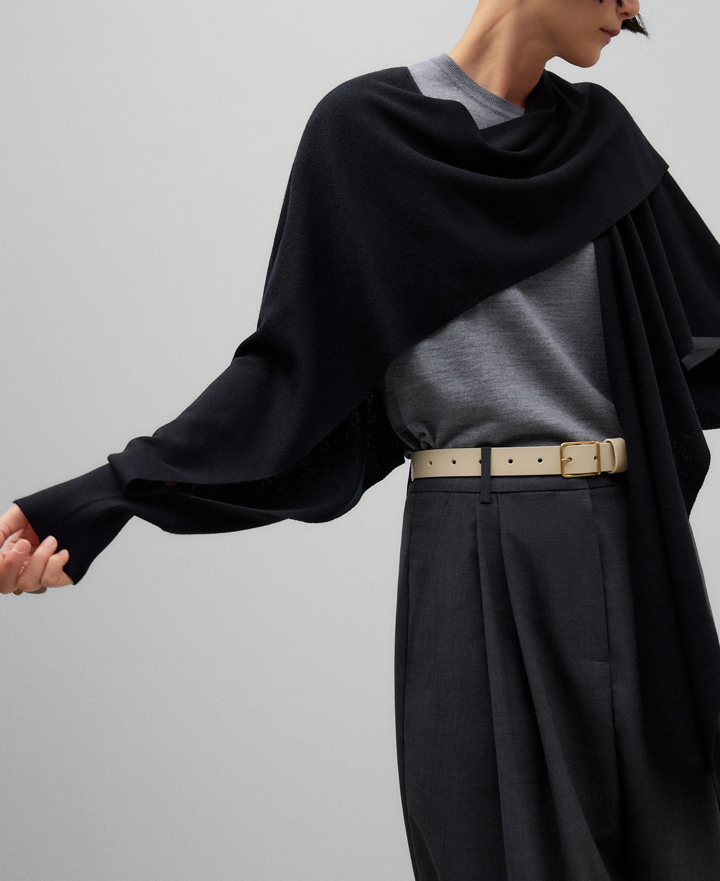 Merino wool jacket with scarf woman in black