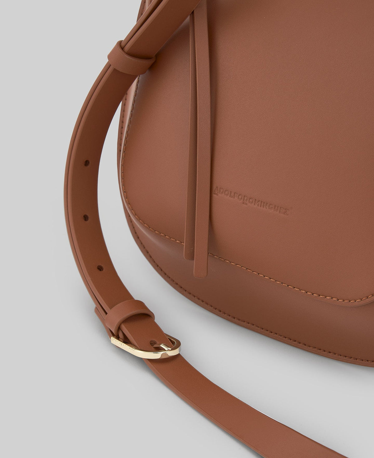 Leather small crossbody woman in dark buff