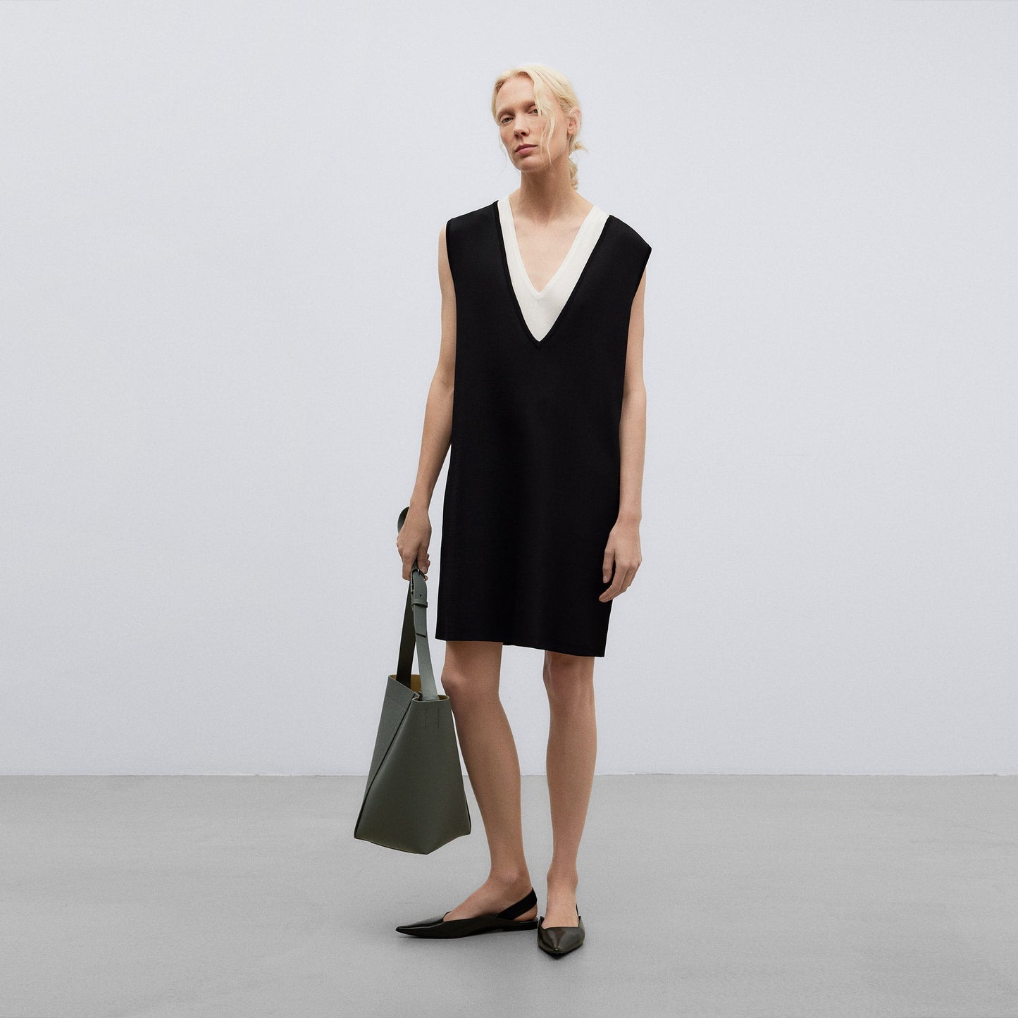 Sea Water Green Green Responsible Leather Hobo Bag