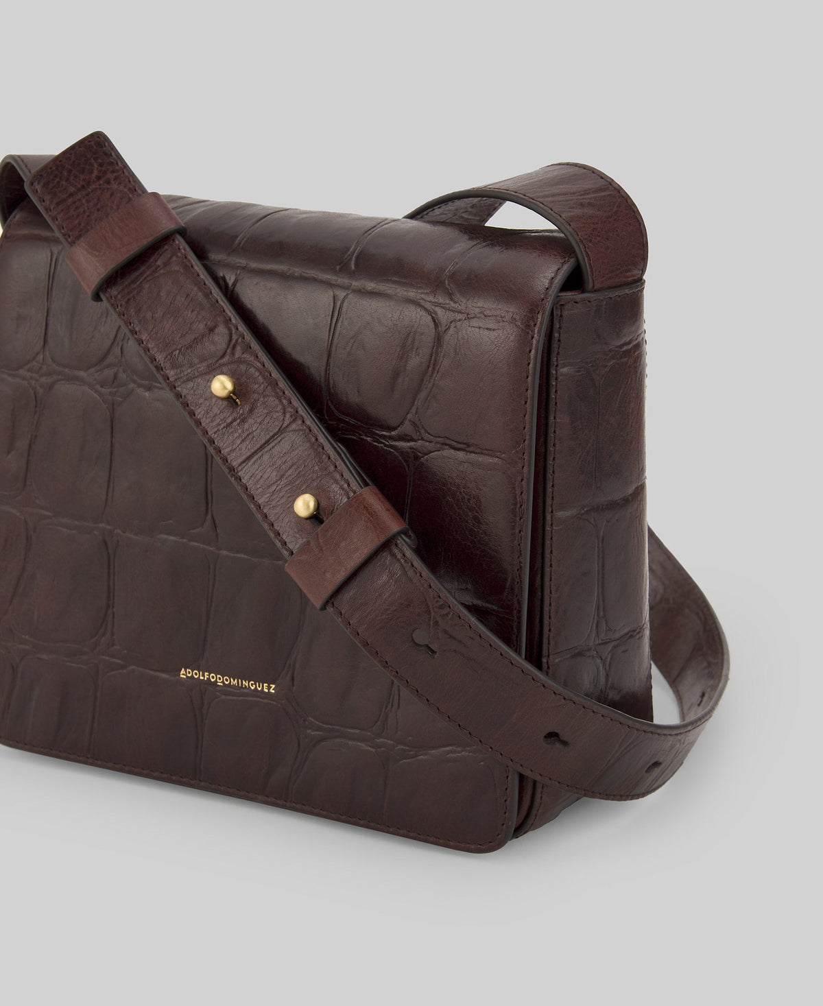 Leather coco shoulder bag woman in brown