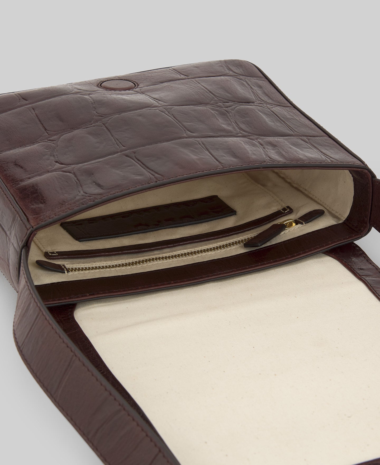 Leather coco shoulder bag woman in brown