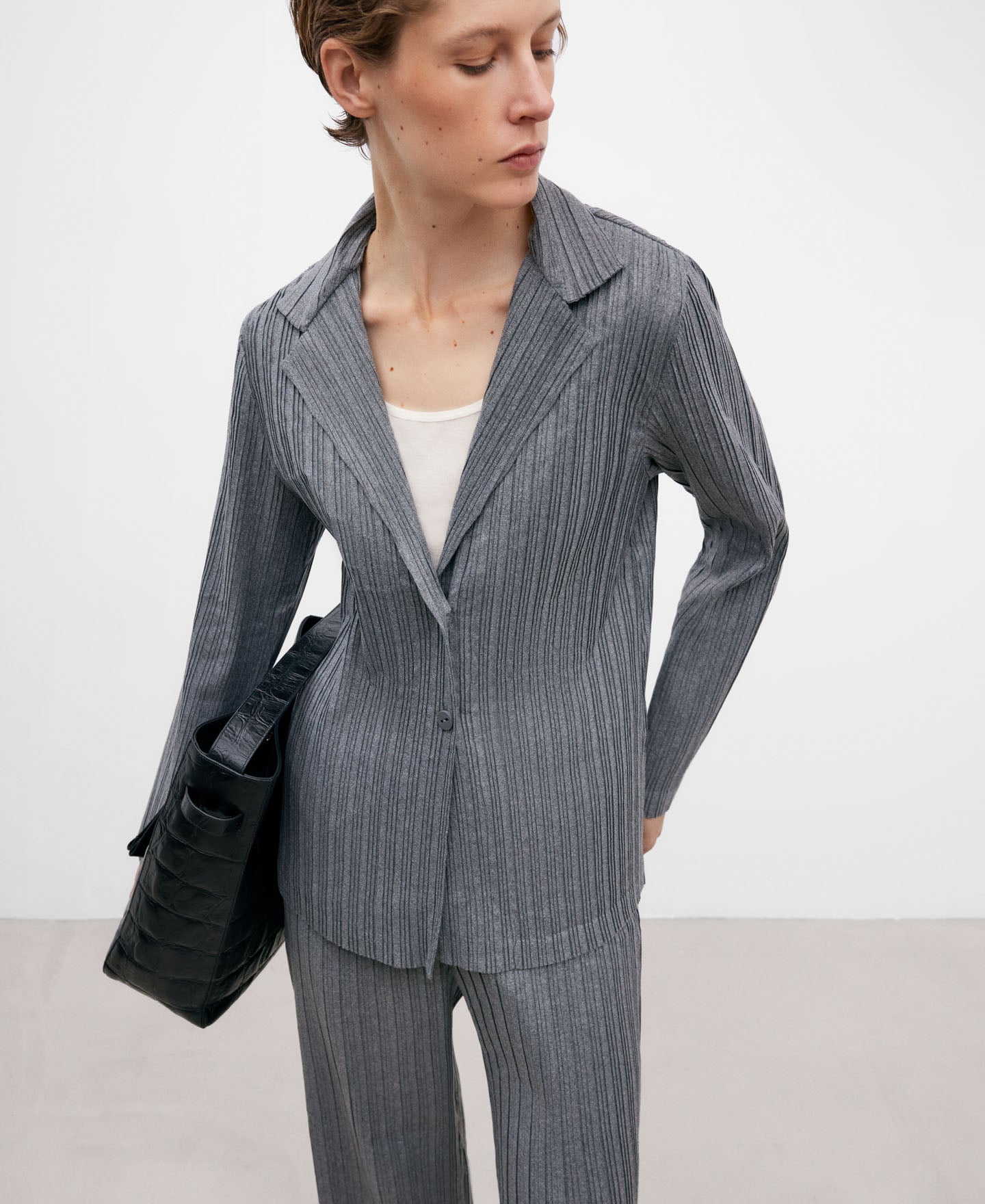 Medium Hobo Bag In Responsible Leather