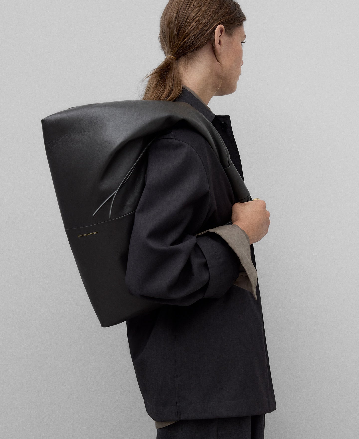 Large Nube bag woman in dark grey