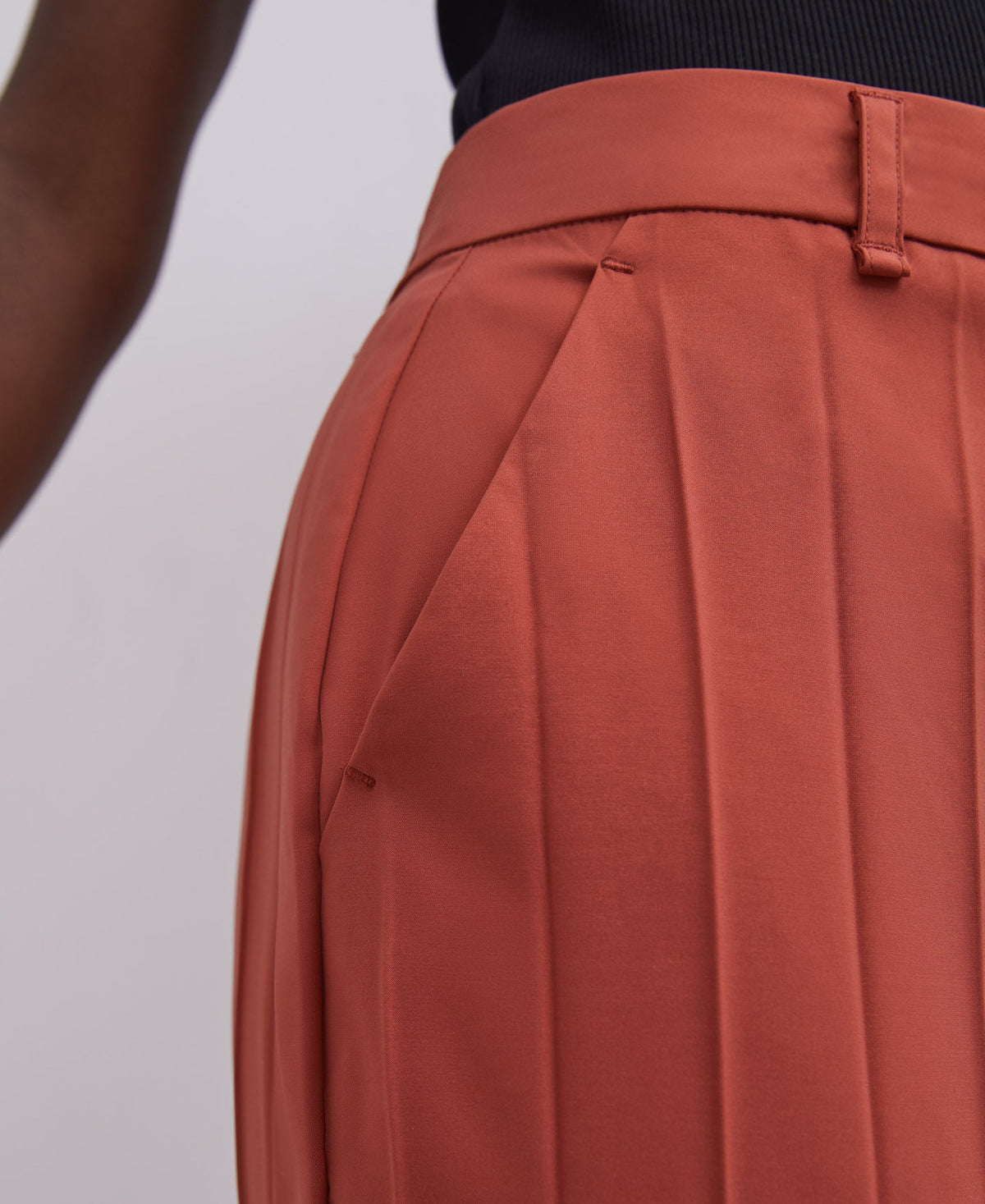 Makeup Narrow Trousers In Pleated Fabric