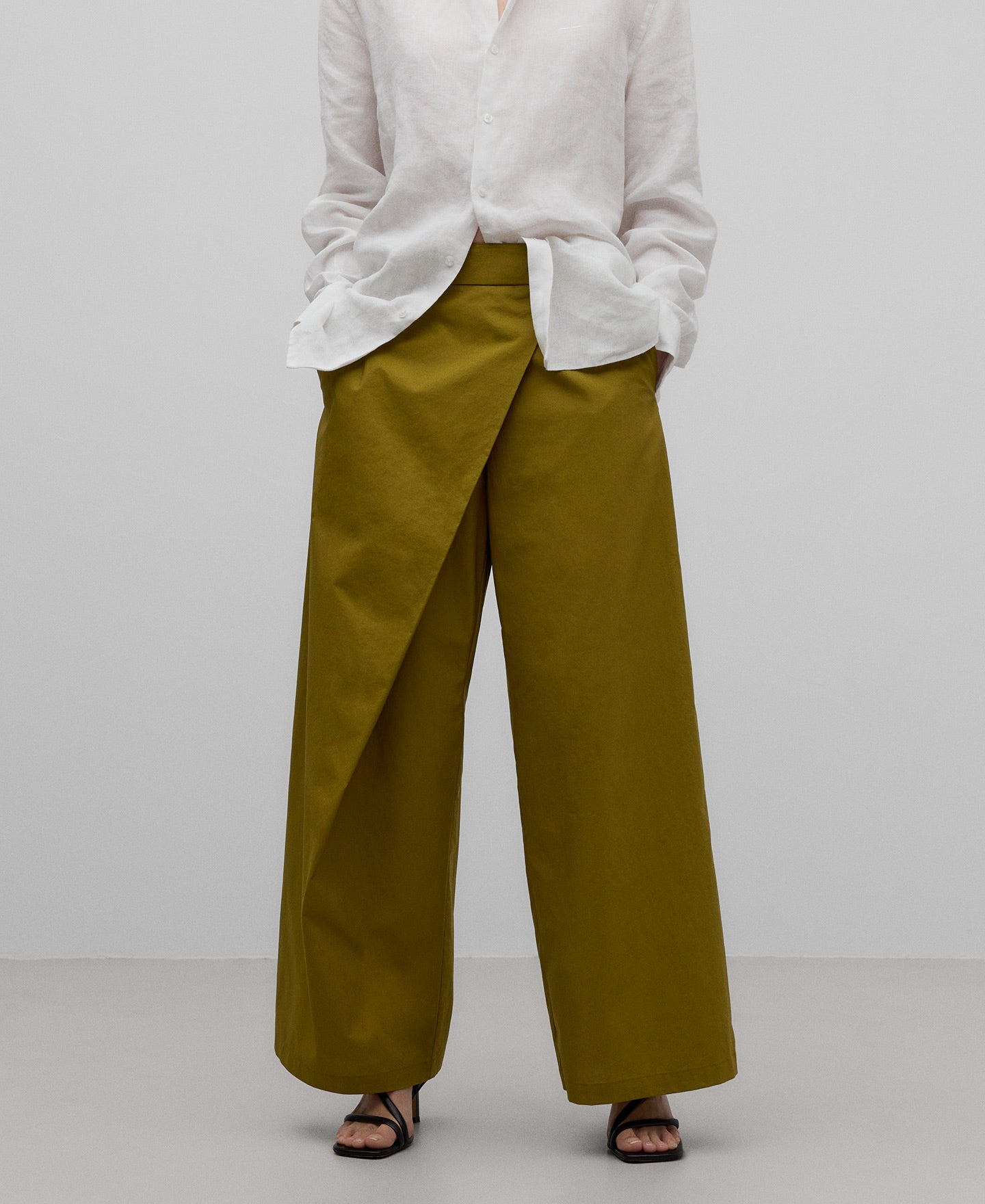 Cotton cross-front trousers woman in olive green
