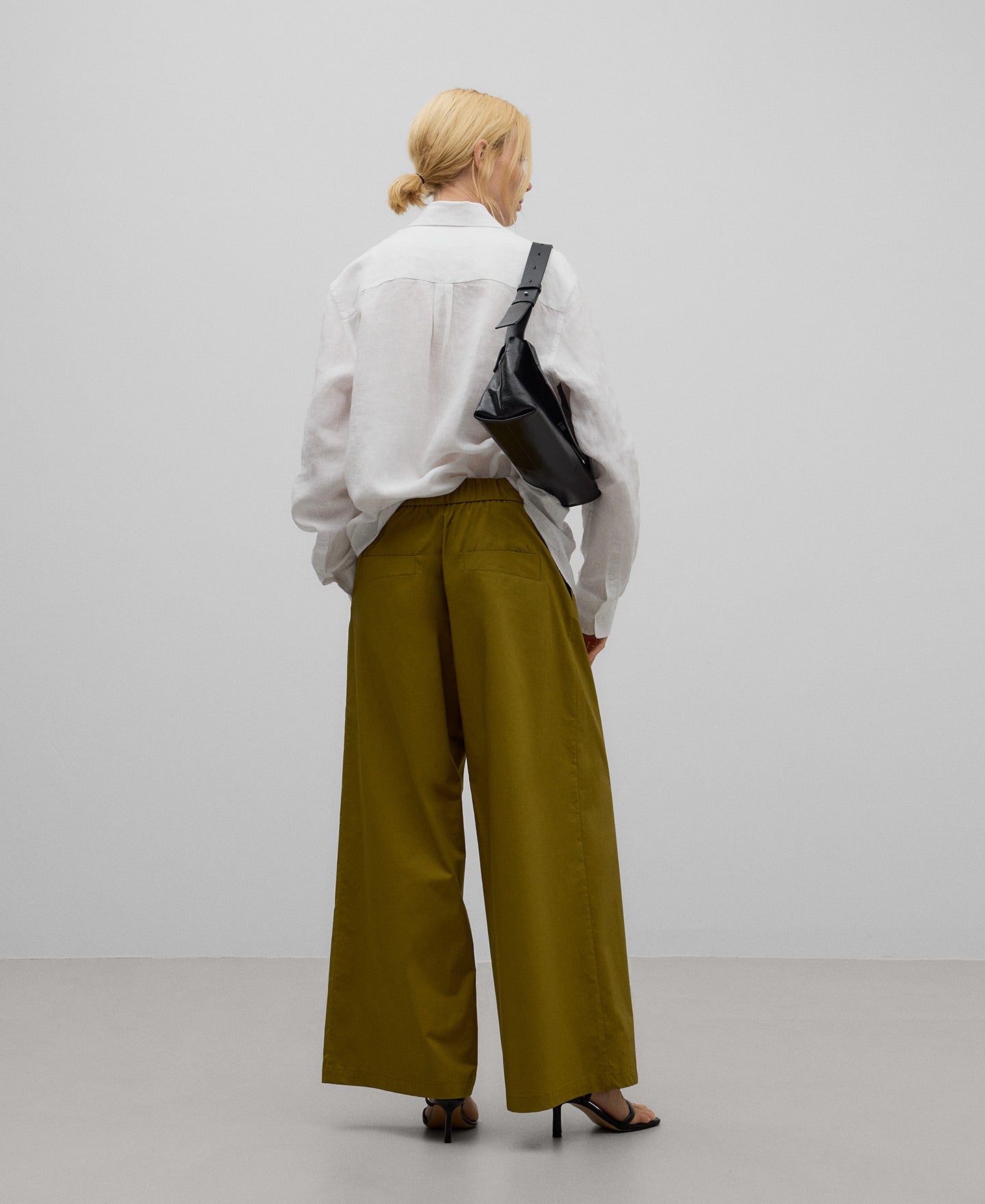 Cotton cross-front trousers woman in olive green