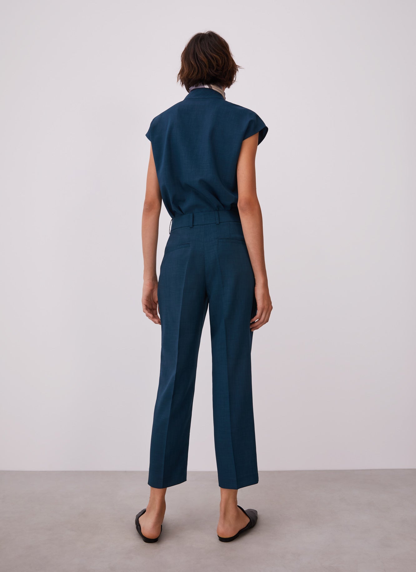 Blue Straight Trousers Without Darts