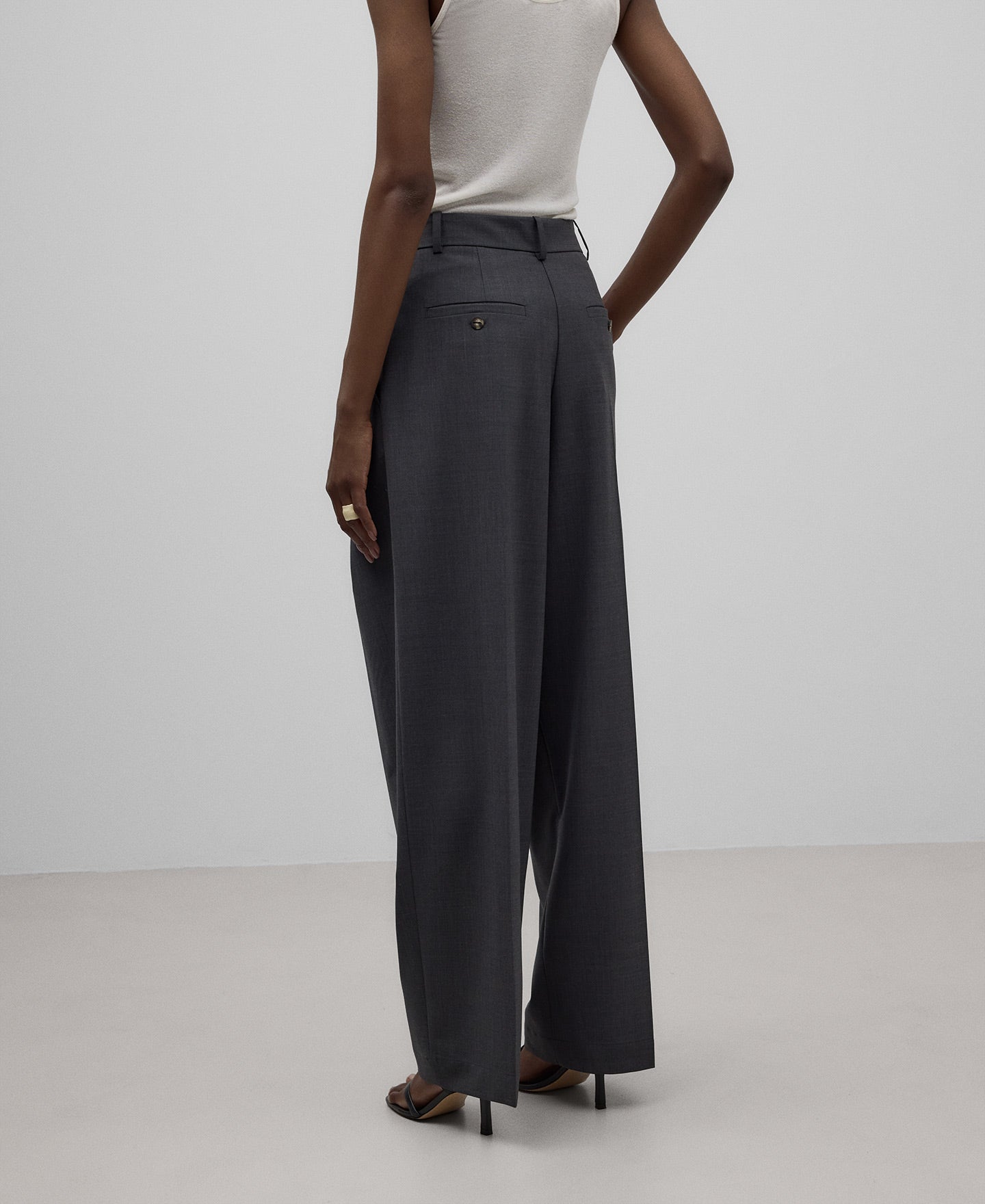 Tailored trousers woman in charcoal grey