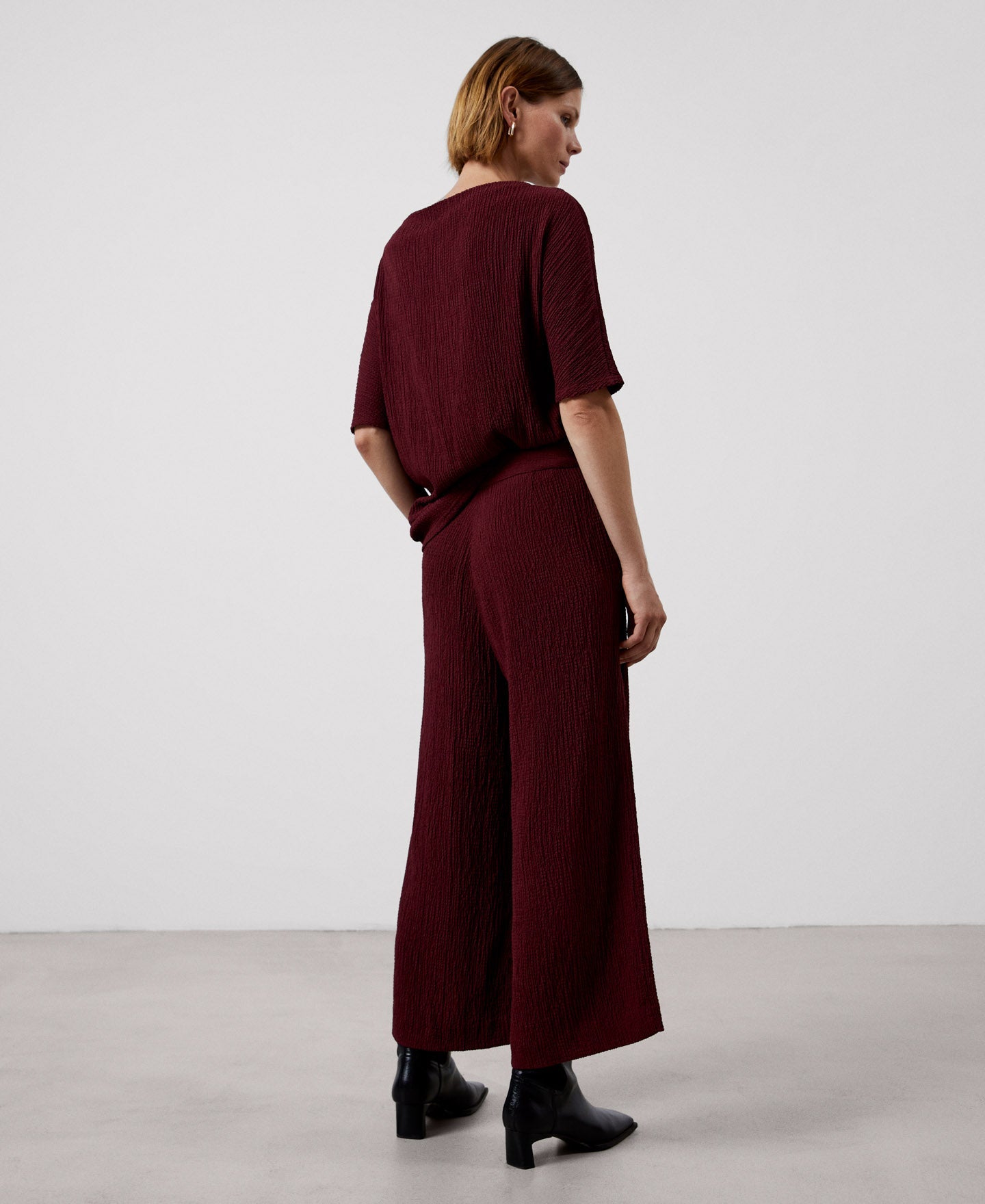 Maroon Long And Loose Trousers