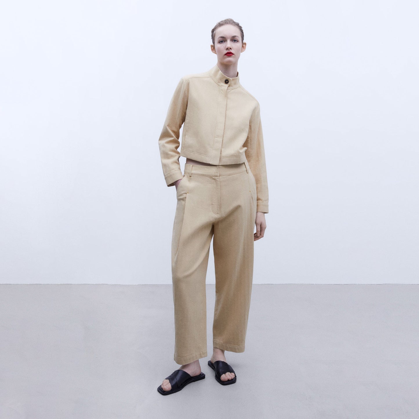 Linen & Cotton Banana Trousers - Light Yellow