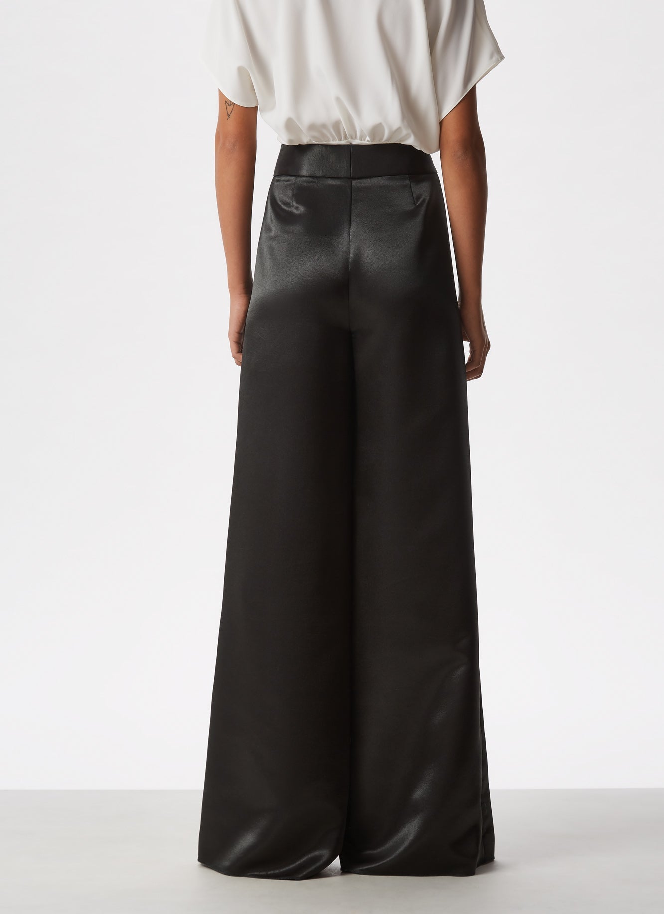 Green Fluid And Glossy Palazzo Trousers