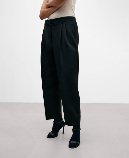 Black Dart Carrot Trousers For Women