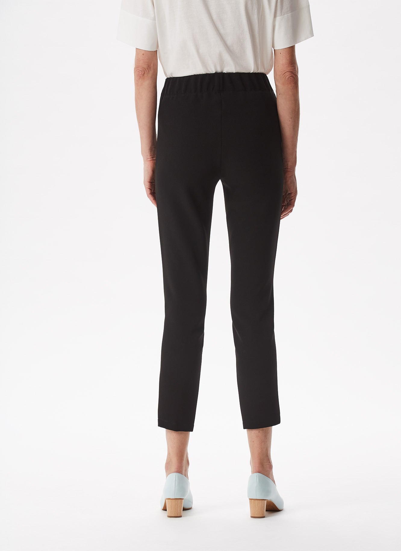 Black Ankle Length Legging With Elastic Waist