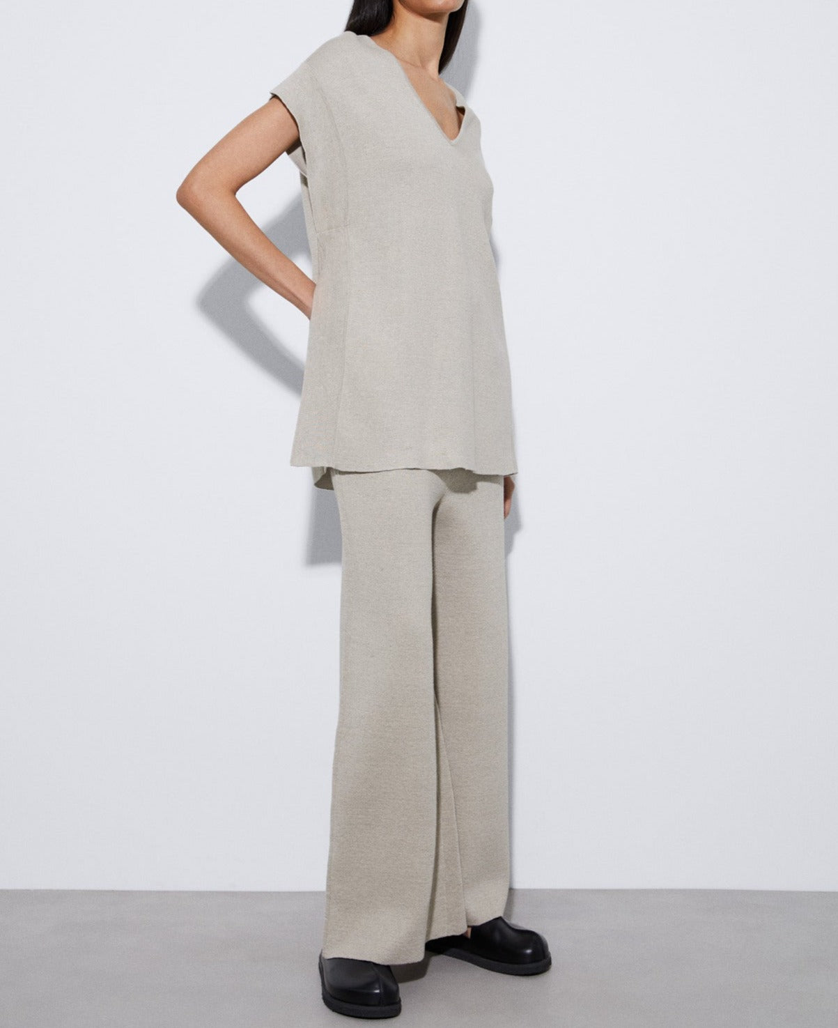 Stone/Ecru Baggy Linen Trousers