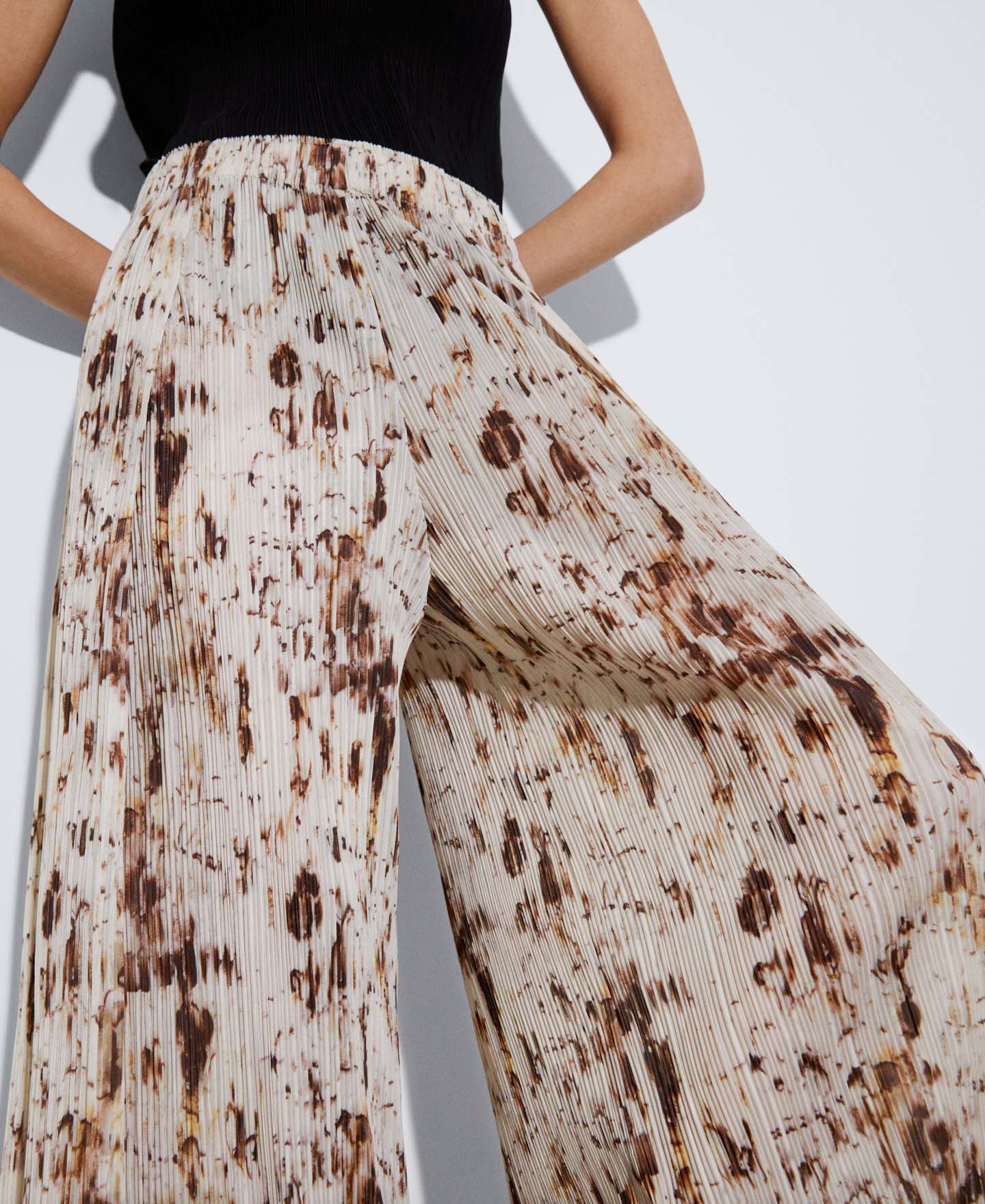 Animal Print Printed Crinkle Trousers