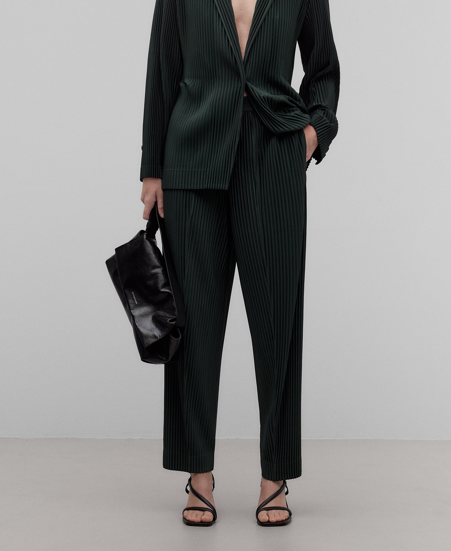 Bottle green crinkle trousers woman in bottle green