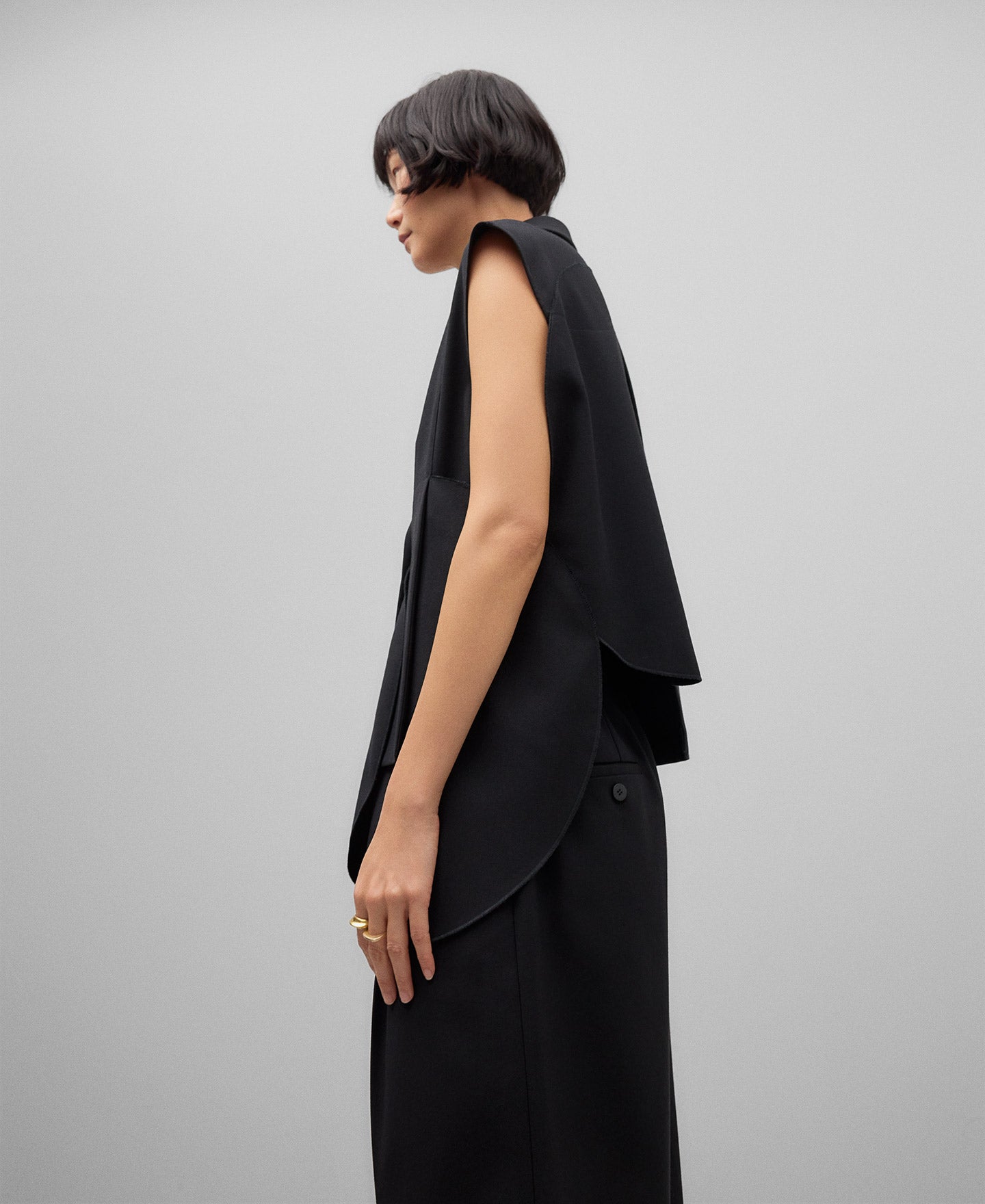 Merino wool blend trousers woman in black