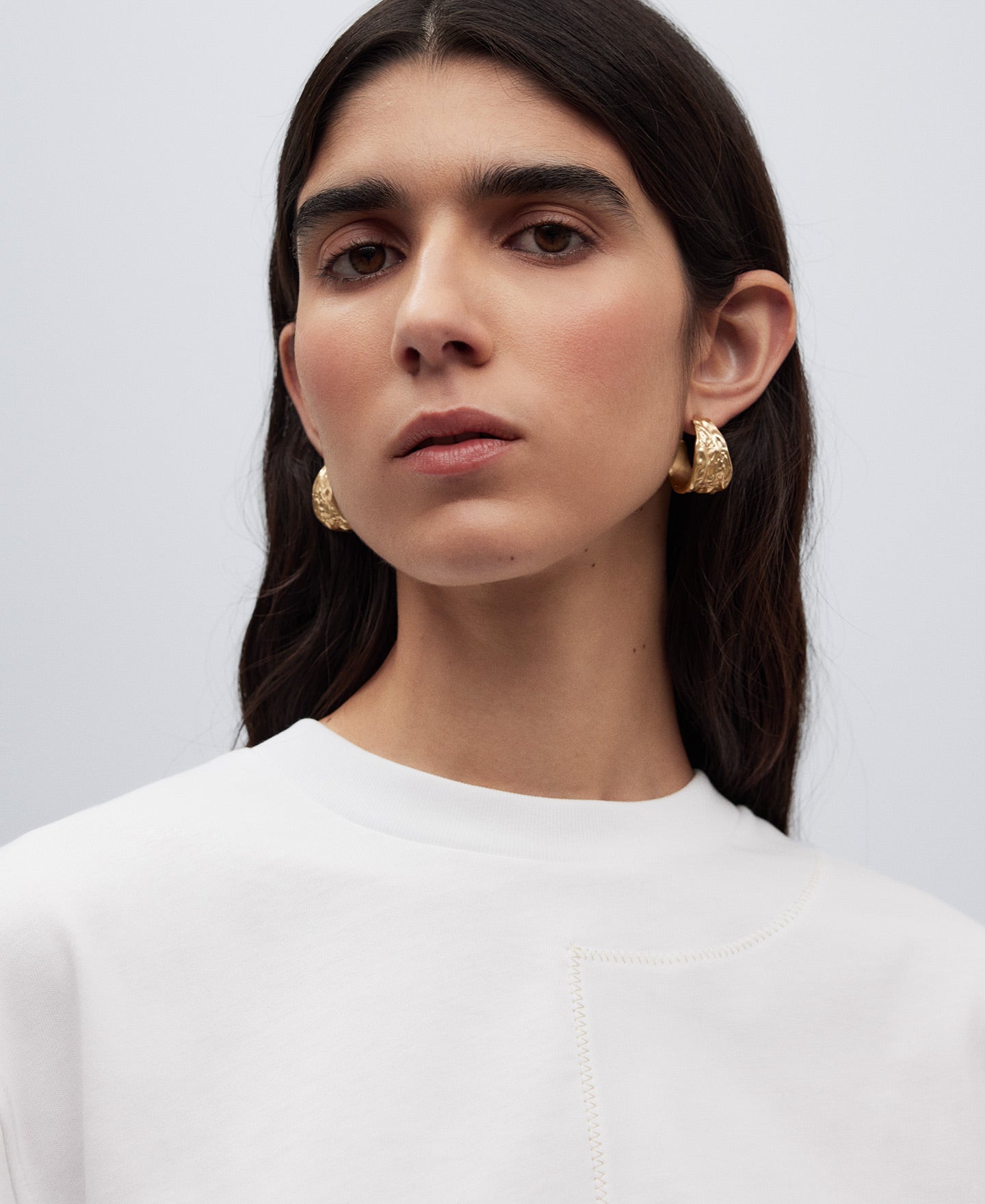 White Cotton T-Shirt With Fitted Waist