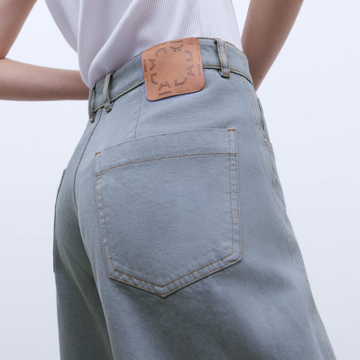 Grey Cotton Banana Fit Jeans