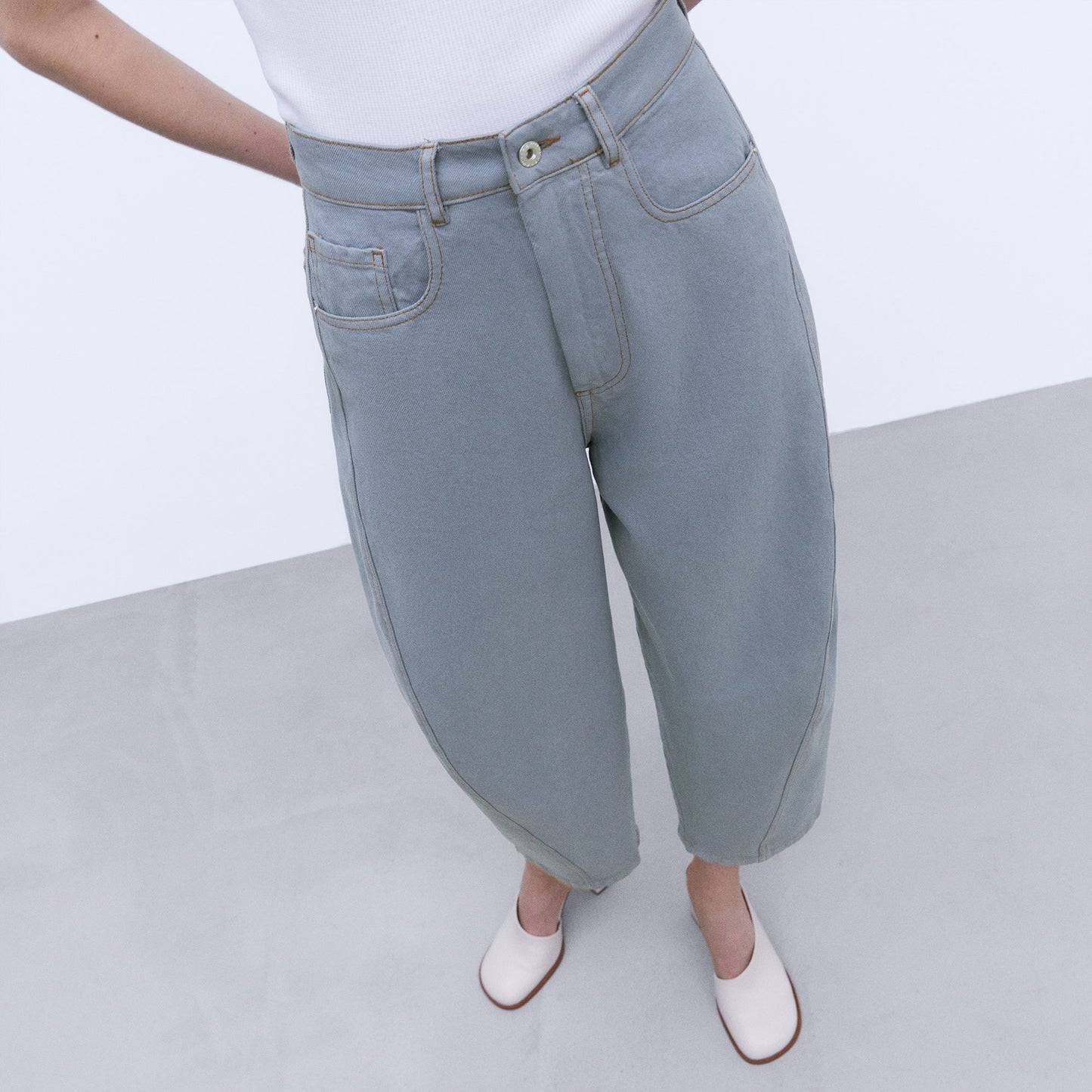 Grey Cotton Banana Fit Jeans