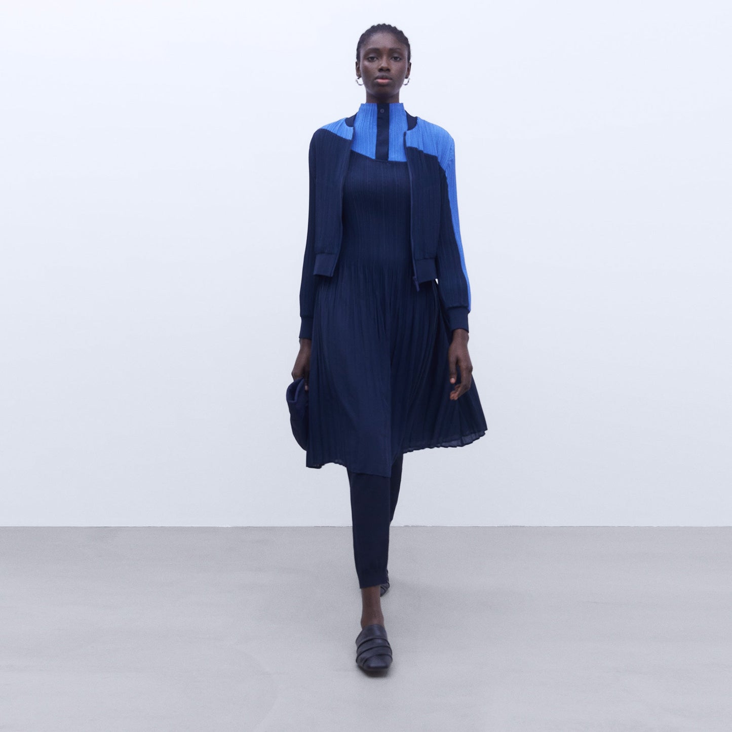 Crinkle Dress - Blue Bicolor