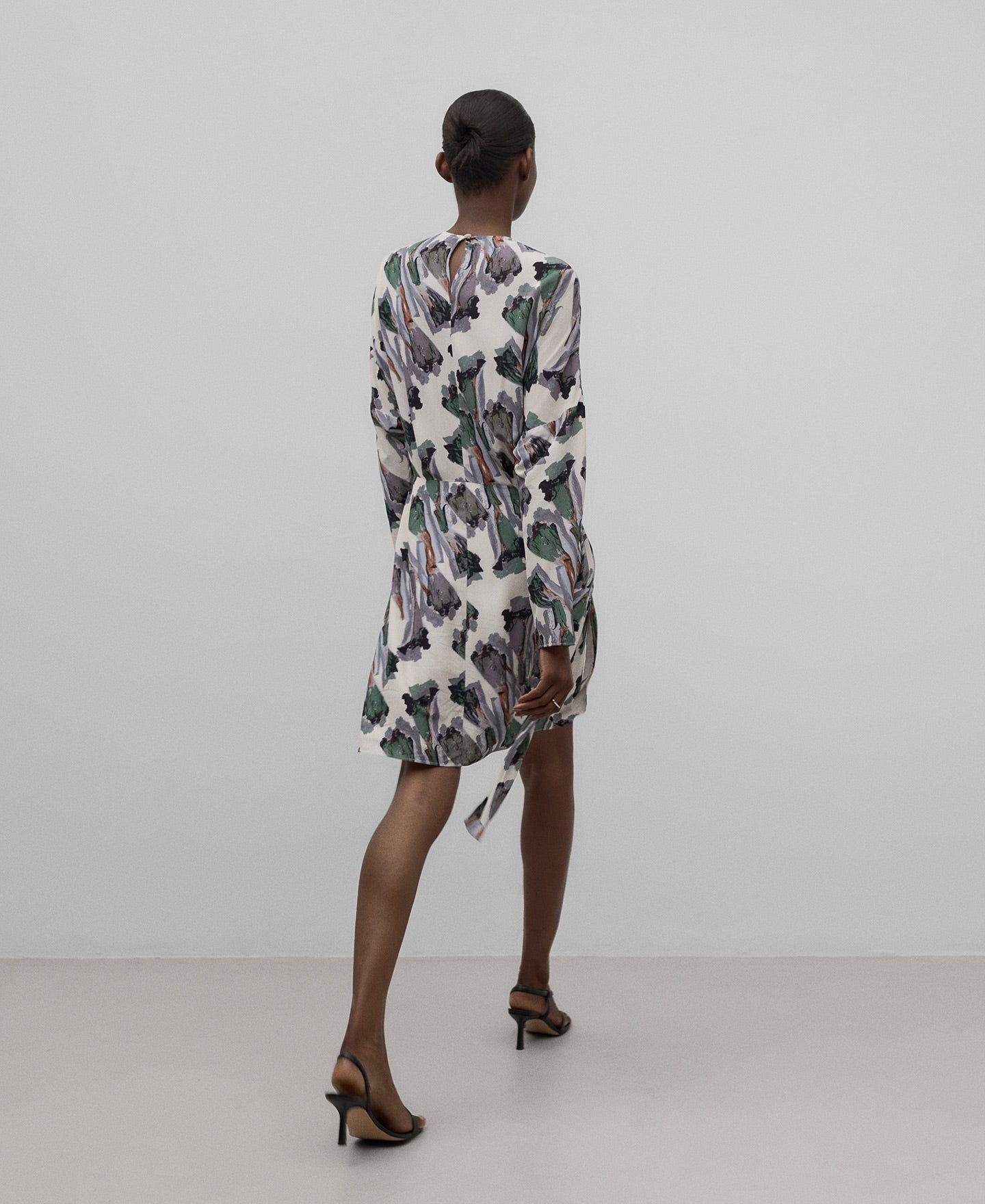 Printed short dress woman in flower stamped