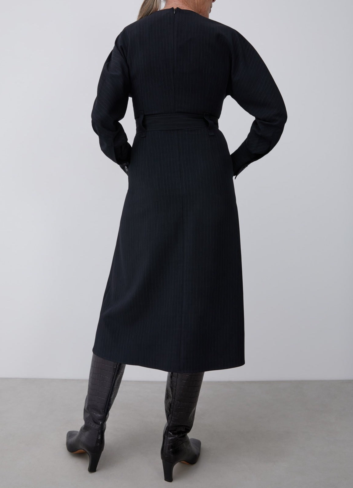 Blue Stripe Midi Dress With Round Collar And Belt