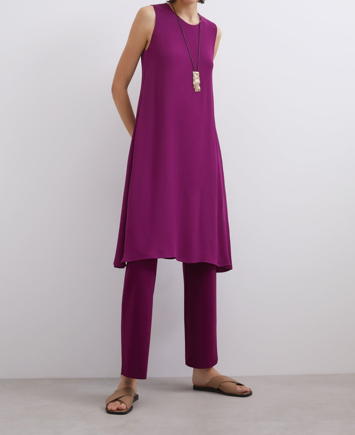 Red Bougainvillea Straight Round Neckline Dress In Viscose