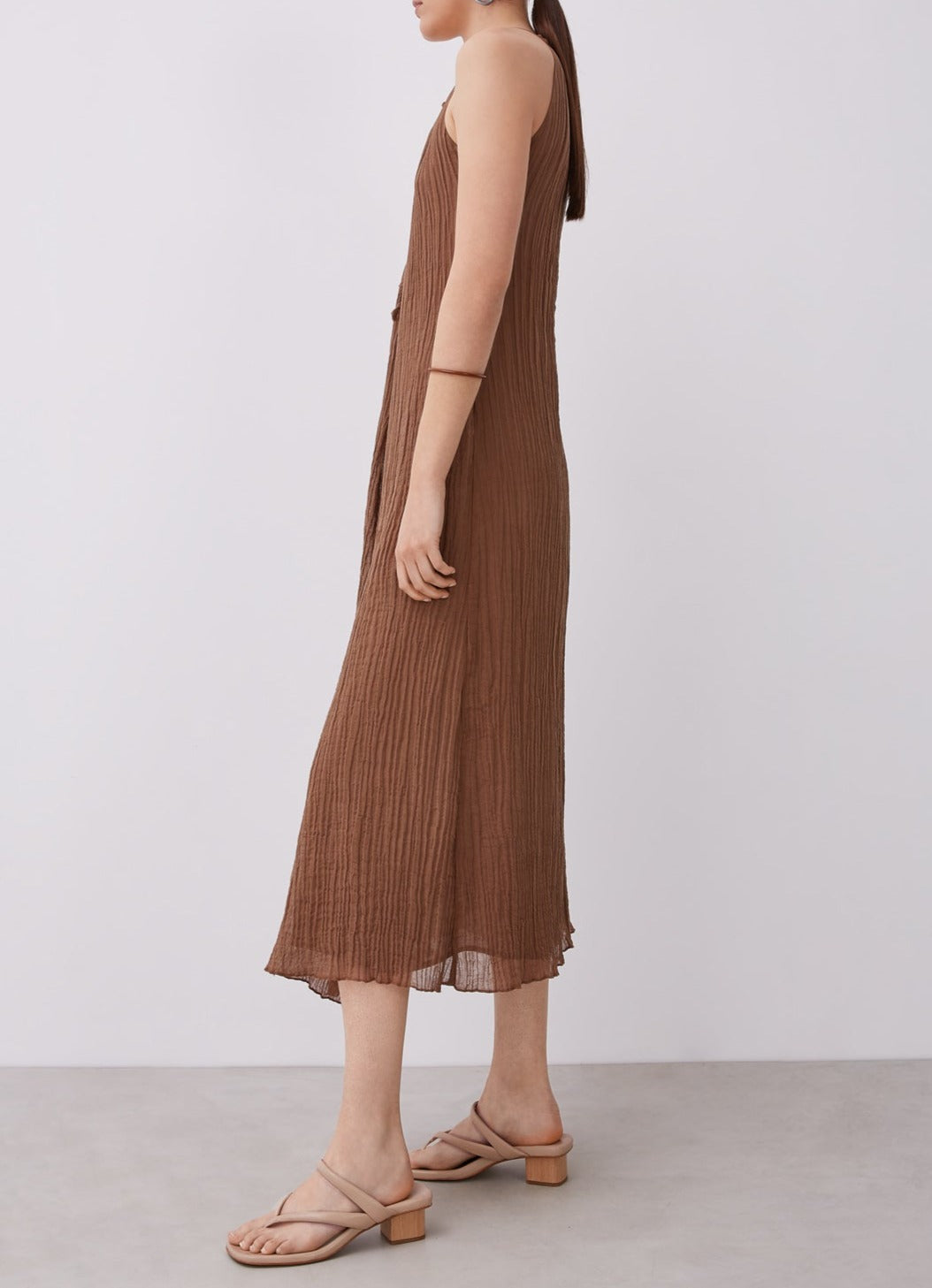 Brown Wrinkled Dress With Halter Neckline