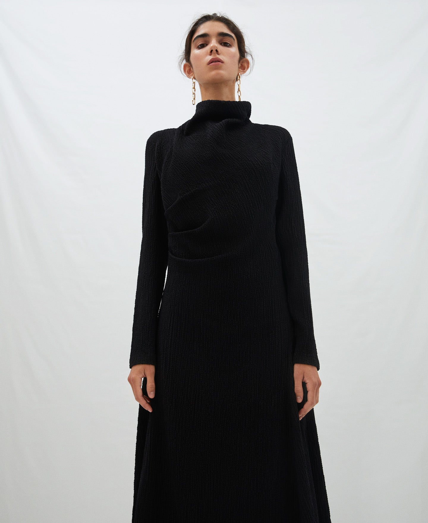 Black Ruffled Fabric Long Dress