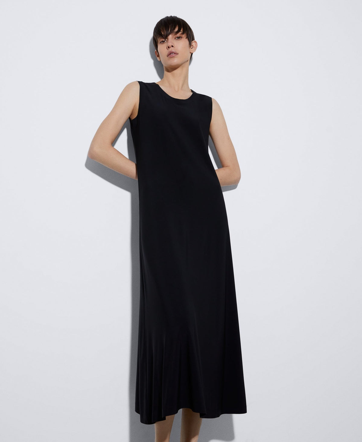 Black Fluid Knitted Dress