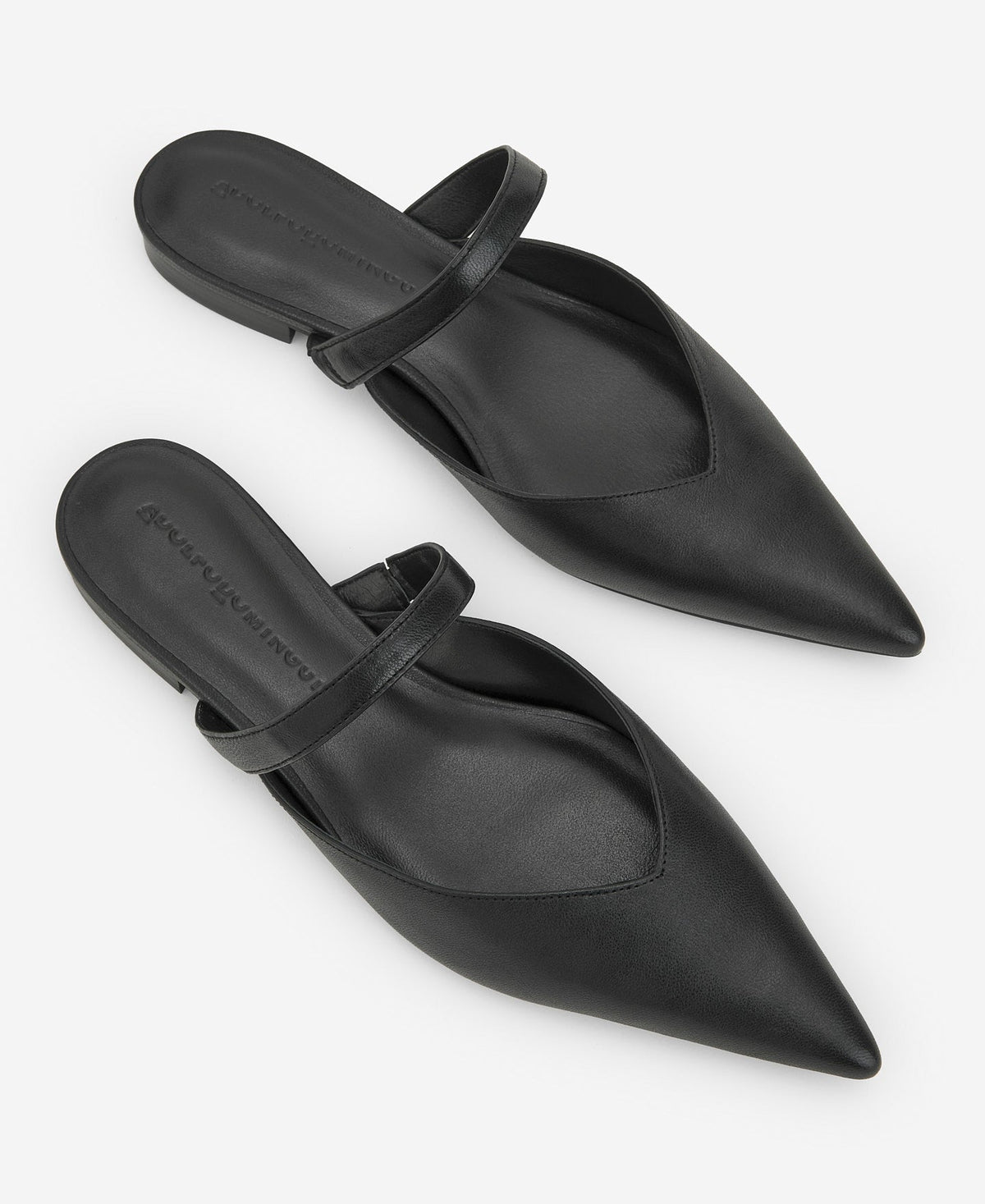 Counterless Black Leather Shoes