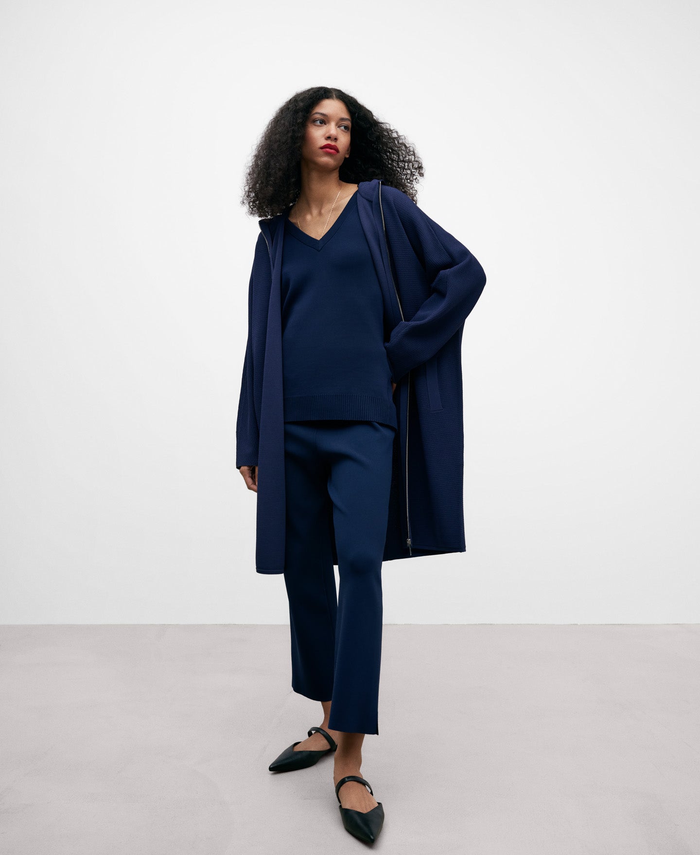 Counterless Black Leather Show