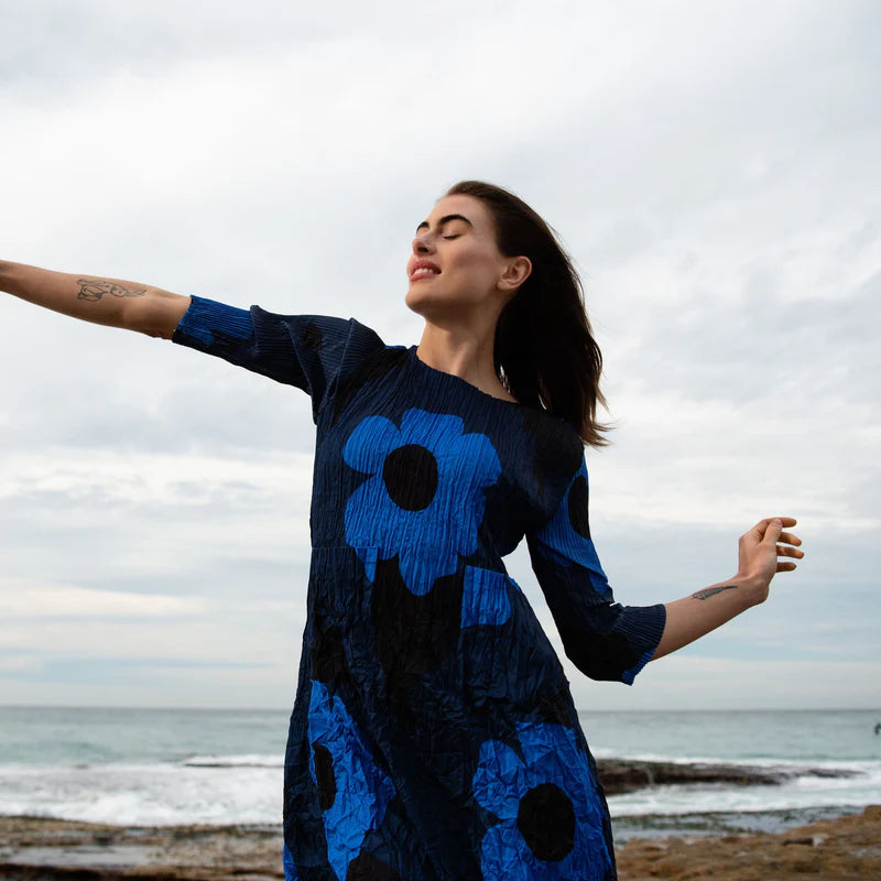Alquema | 3/4 Sleeve Smash Pocket Dress / Indigo Way