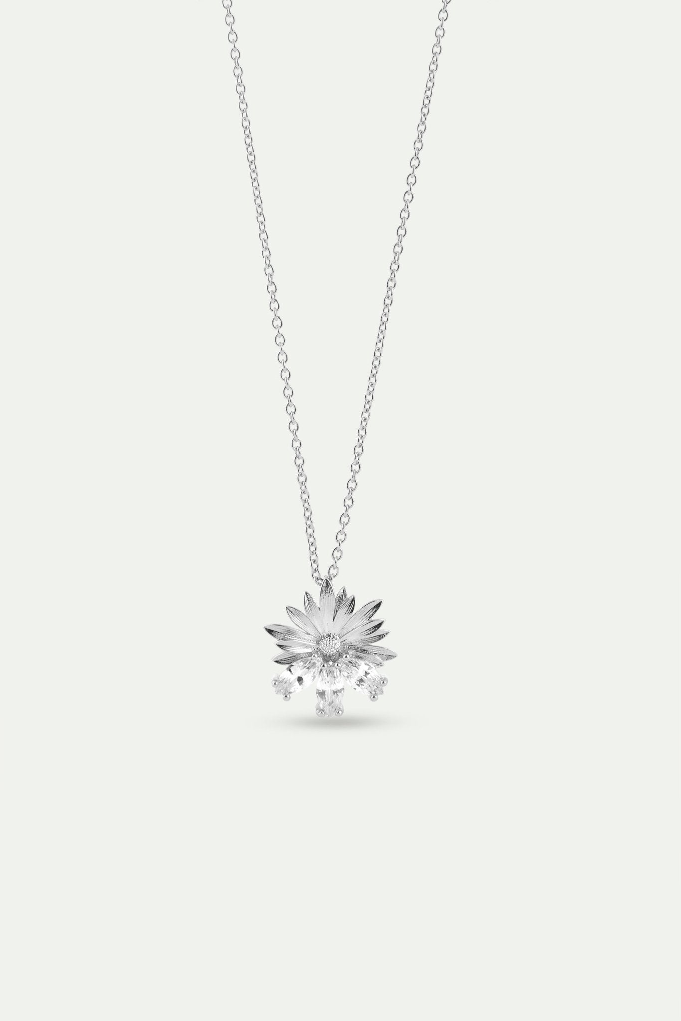 Silver Pendant Necklace With Daisies and White Stones | AYNF3041