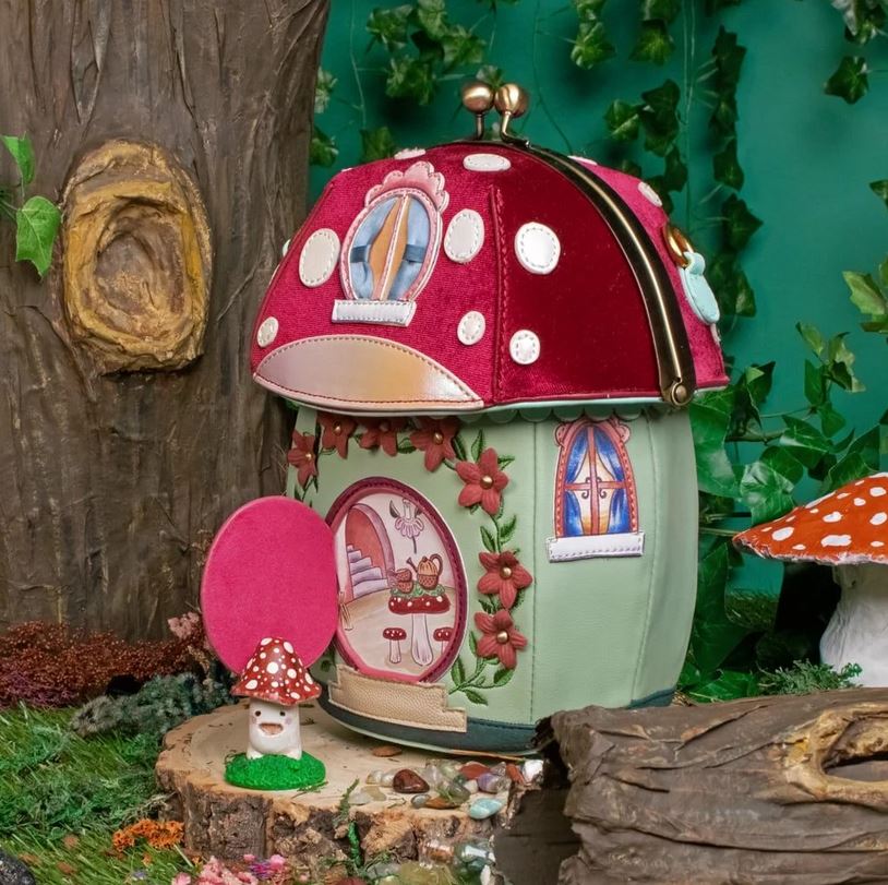 Vendula Fairy Village Toadstool House Bag