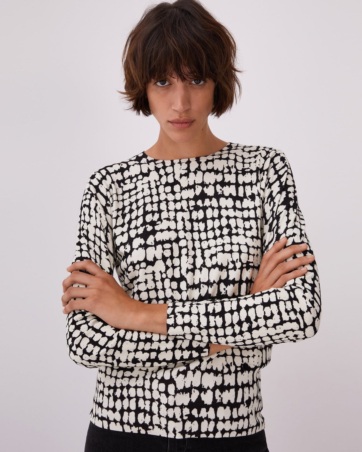 Ecru/Black Viscose Sweater With Blurred Dots