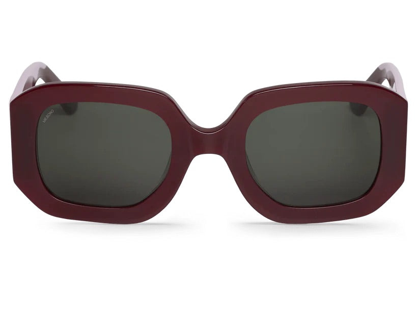 Melting Lava Sunglasses With Classical Lenses