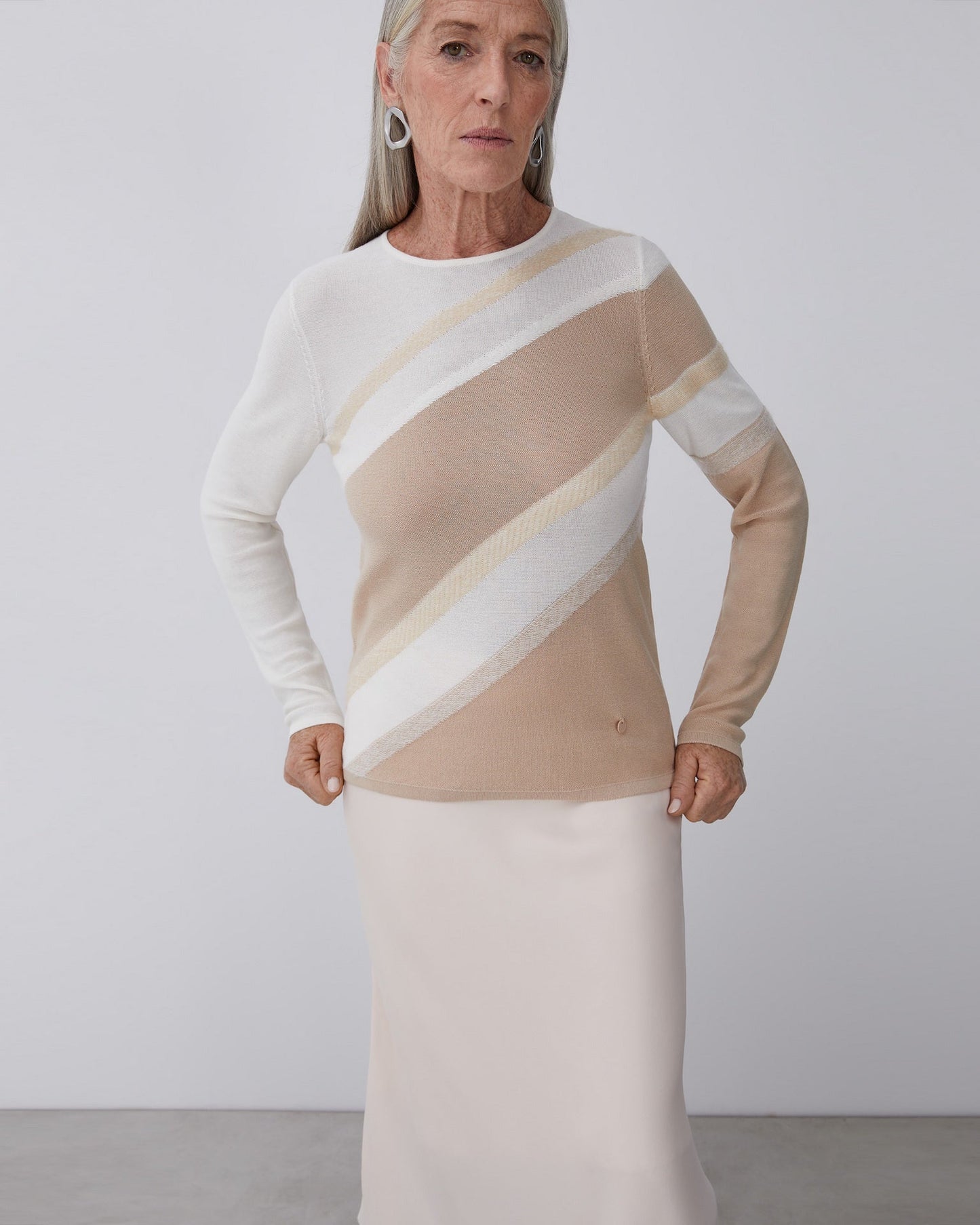 Light Cream Crew Collar Sweater With Intarsia Design