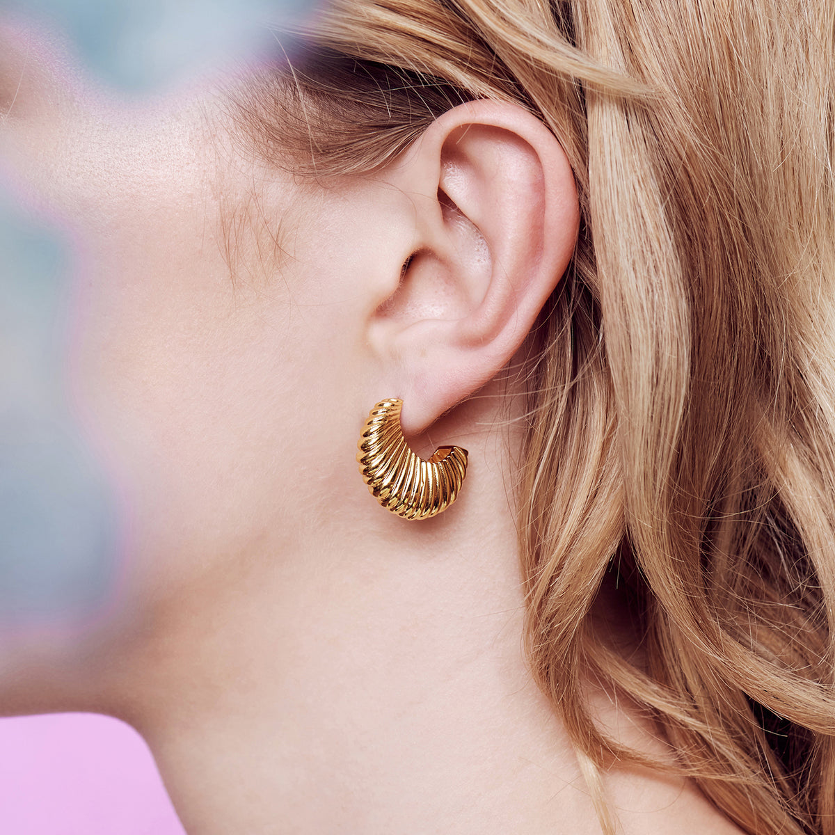 Gadroon Pattern Hoop Earrings | AOMI1021