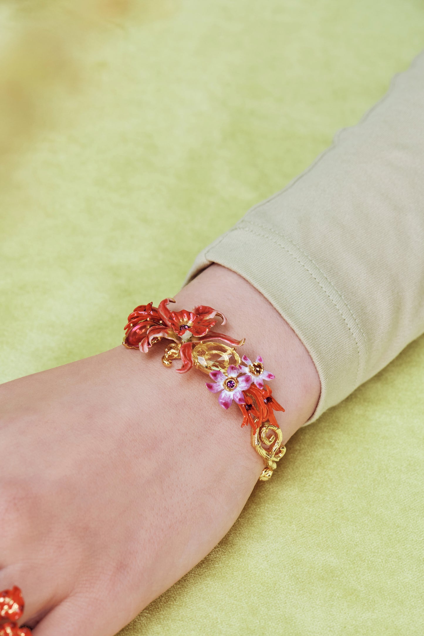 Exotic Orchids And Multicolour Stones Bangle Bracelet | AOOC2041