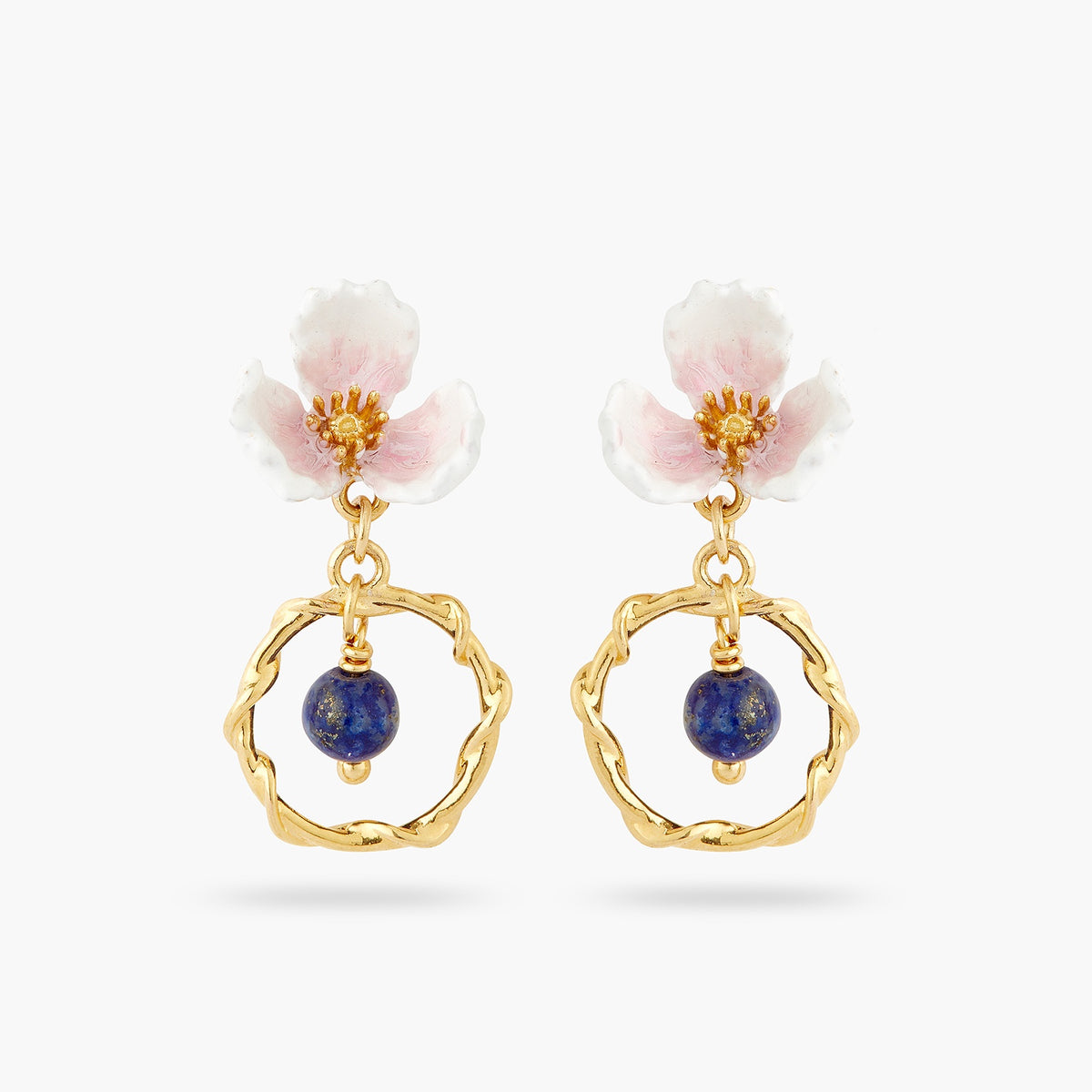 White Flower And Lapis Lazuli Hoop Earrings | aqjf1081