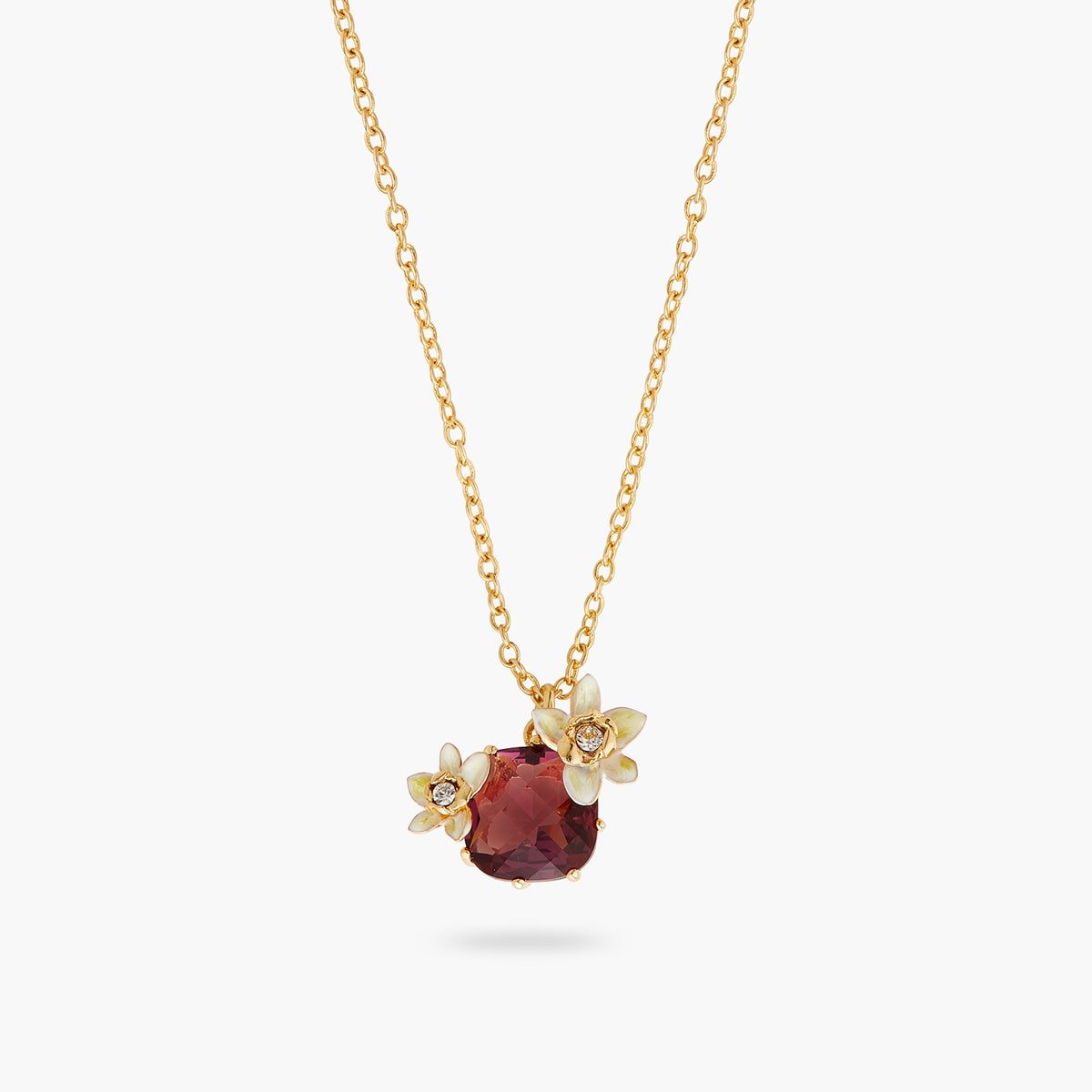 Vanilla Flowers And Faceted Crystal Pendant Necklace | aqnc3021