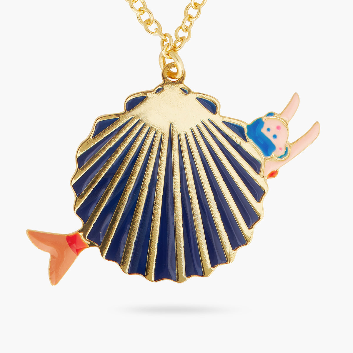 Sea Shell And Mermaid Pendant Necklace | AQUI3031